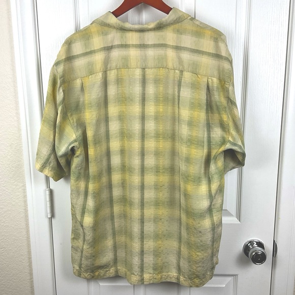 Pre-Owned Tommy Bahama Men’s Yellow Plaid Short Sleeve Silk Button Up, Size L - Picture 2 of 6